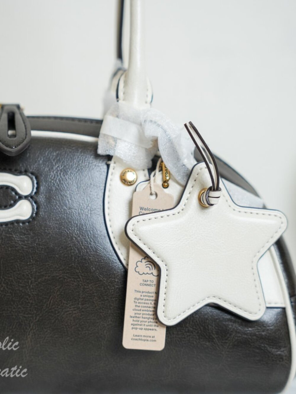 Coach Coachtopia CDU49 Bowling Shoulder Bag Upcrafted Leather Black/Chalk NWT - Picture 4 of 16